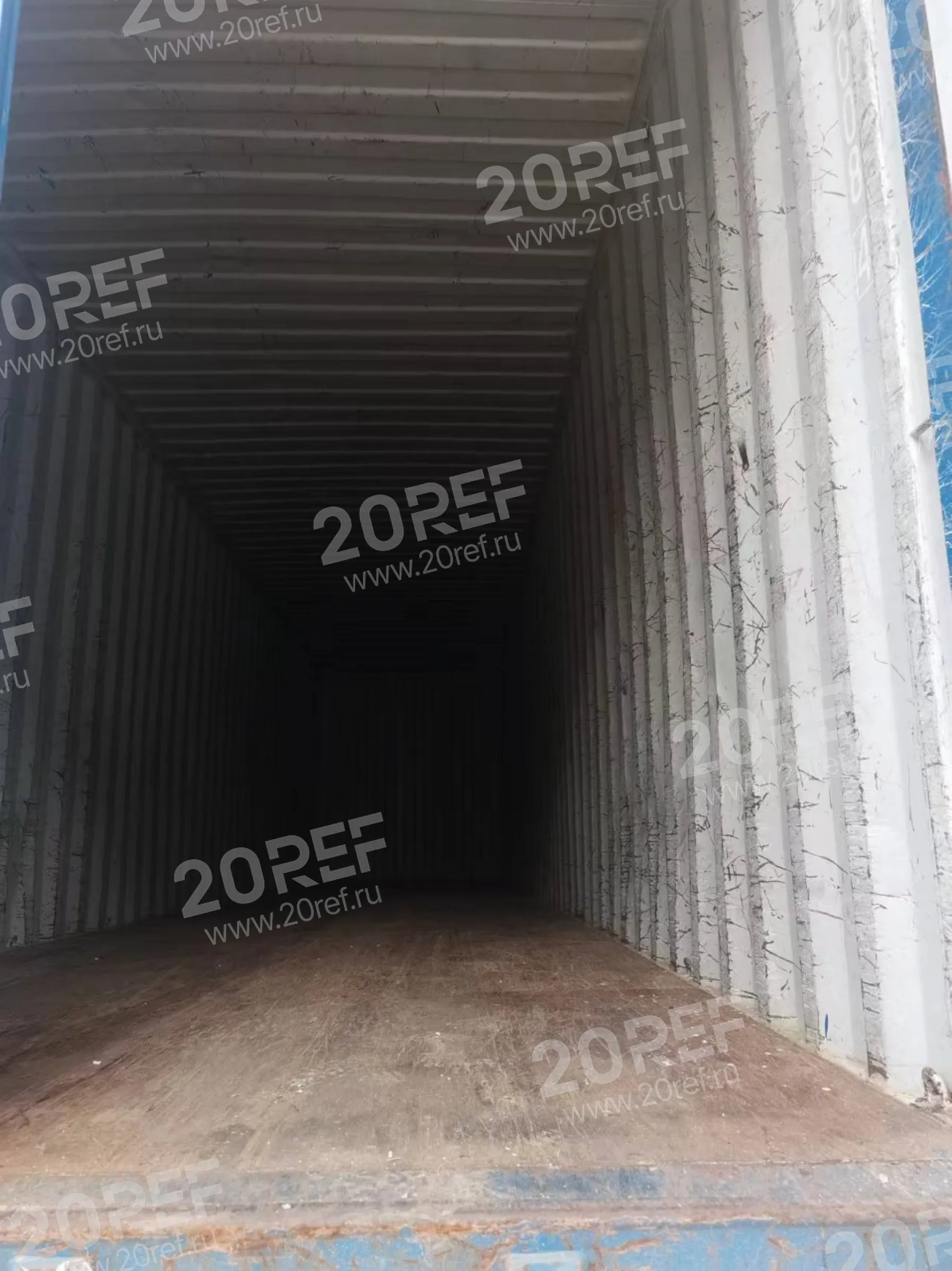 Сухогрузный морской контейнер