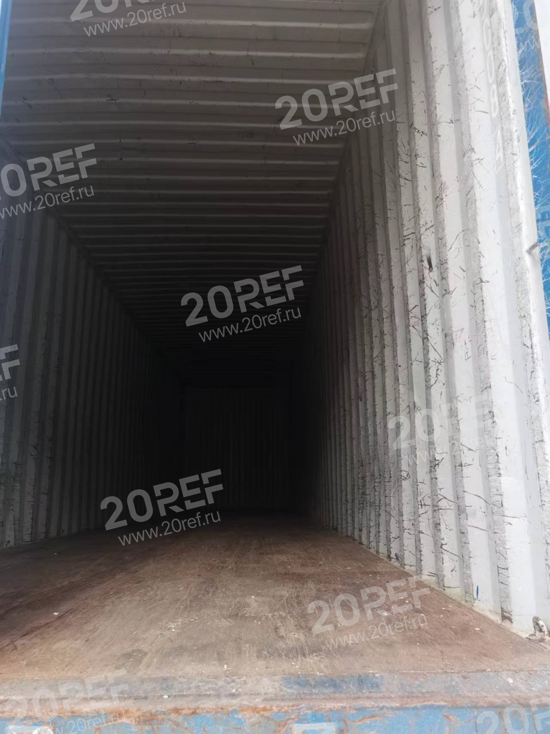 Сухогрузный морской контейнер